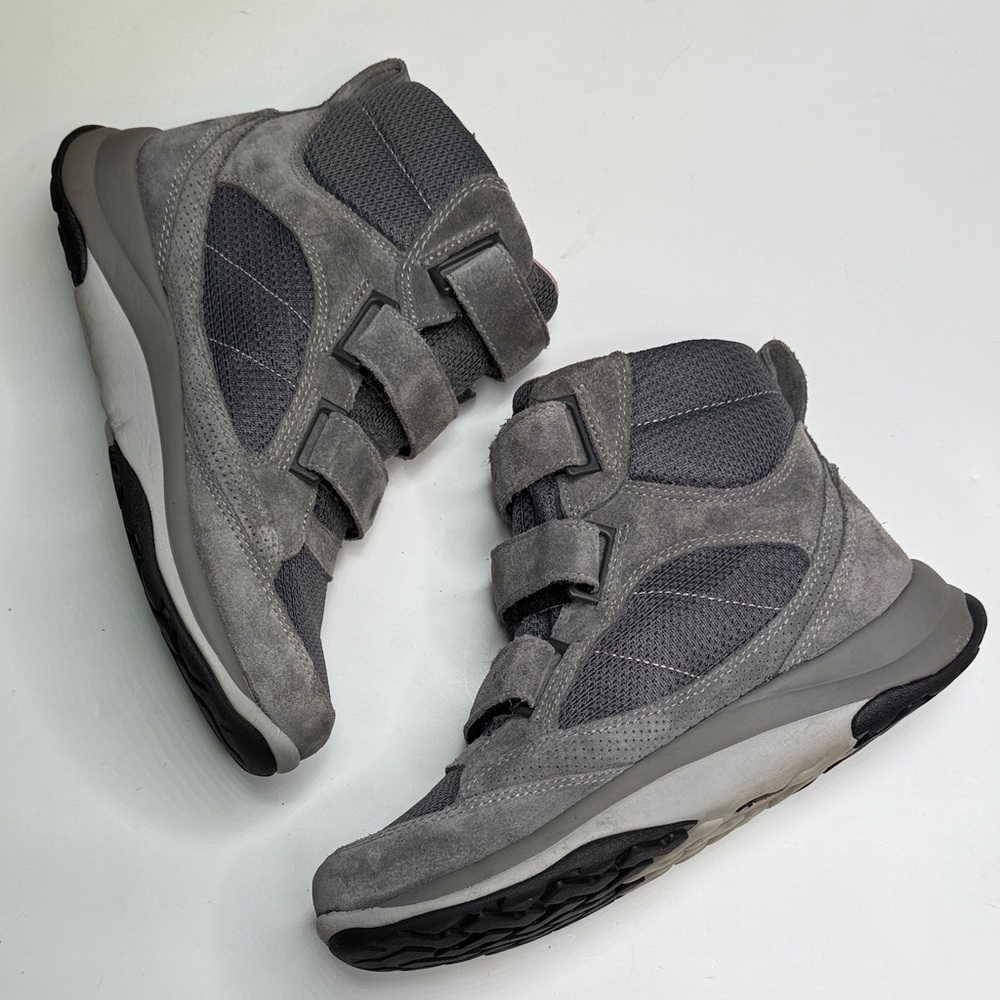 L.L.Bean Women’s Gray Leather Hiking Boots Insulated Waterproof S-413 Sz 7.5